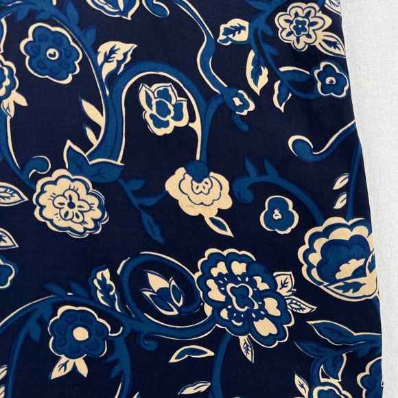 VINTAGE VICTORIAS SECRET Gold Label Shirt Womens XS Blue Silk Cami Tank Floral - Picture 6 of 8